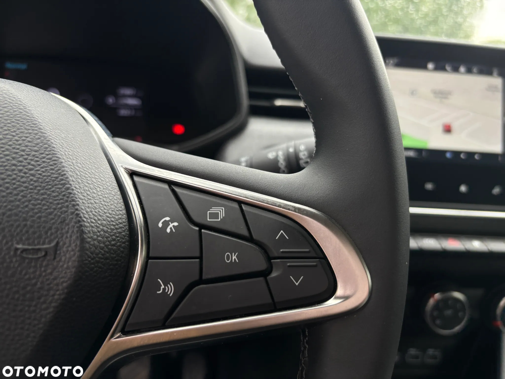 Renault Clio 1.0 TCe Evolution - 21