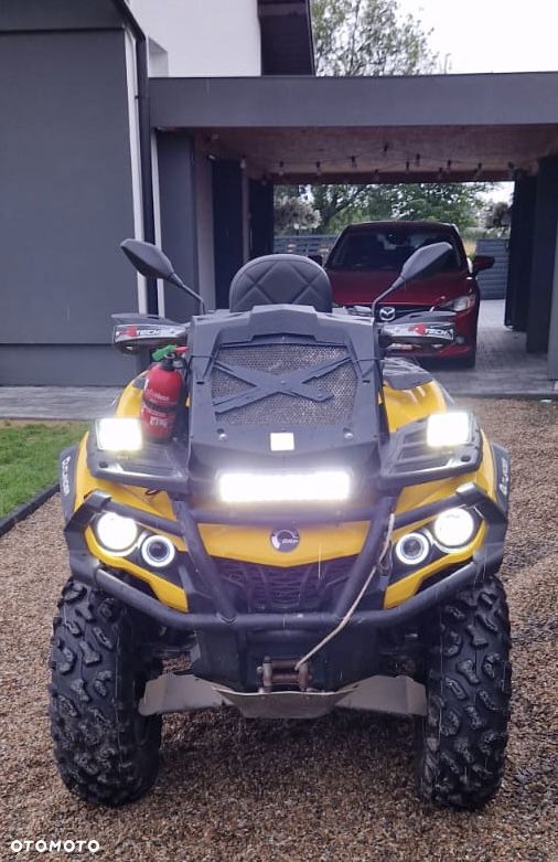 Can-Am Outlander - 1