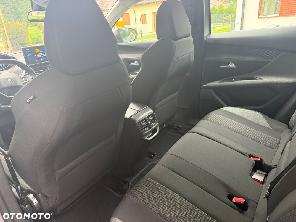 Peugeot 3008 1.5 BlueHDi Allure Pack S&S - 21