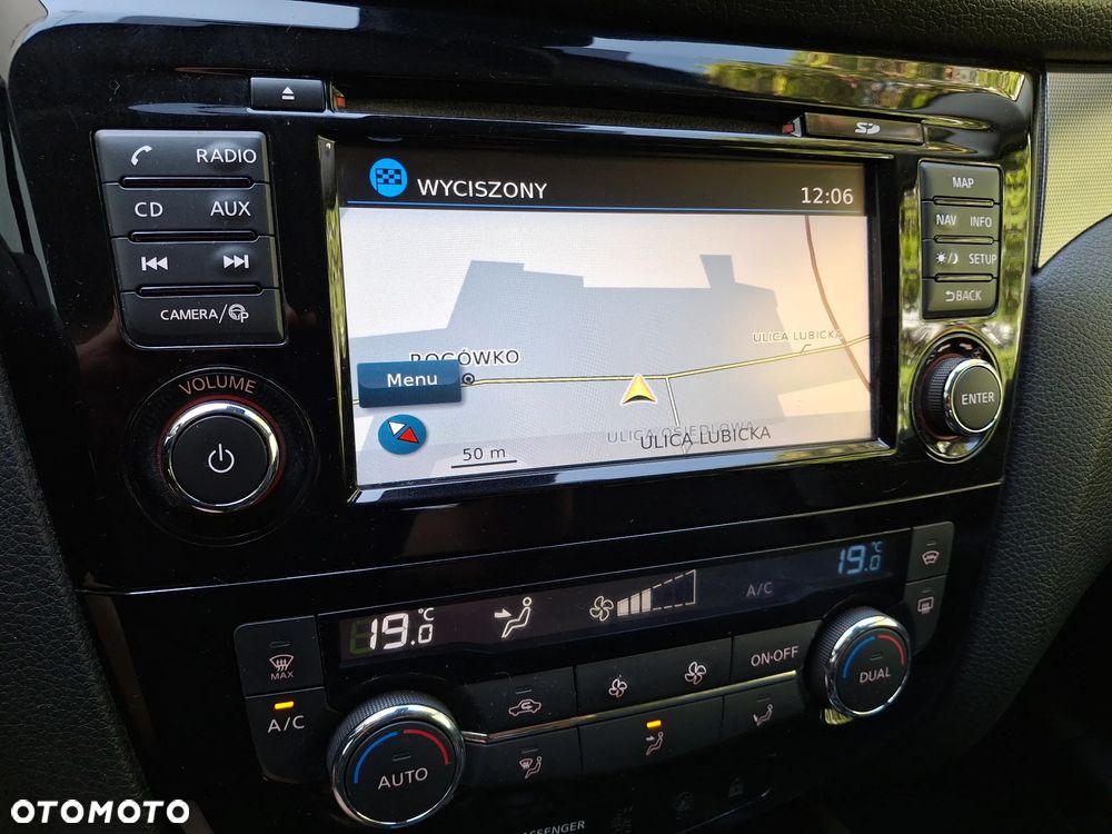 Nissan Qashqai 1.6 DIG-T N-Connecta - 12