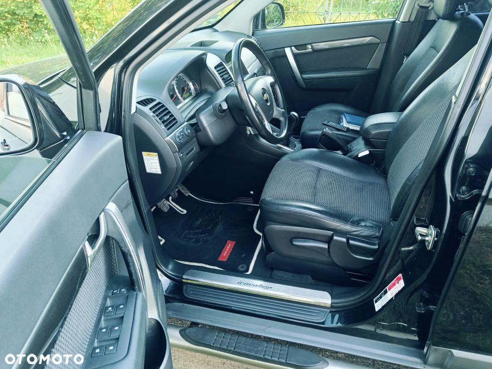 Chevrolet Captiva 2.4 4WD 7 Sitzer LT - 6