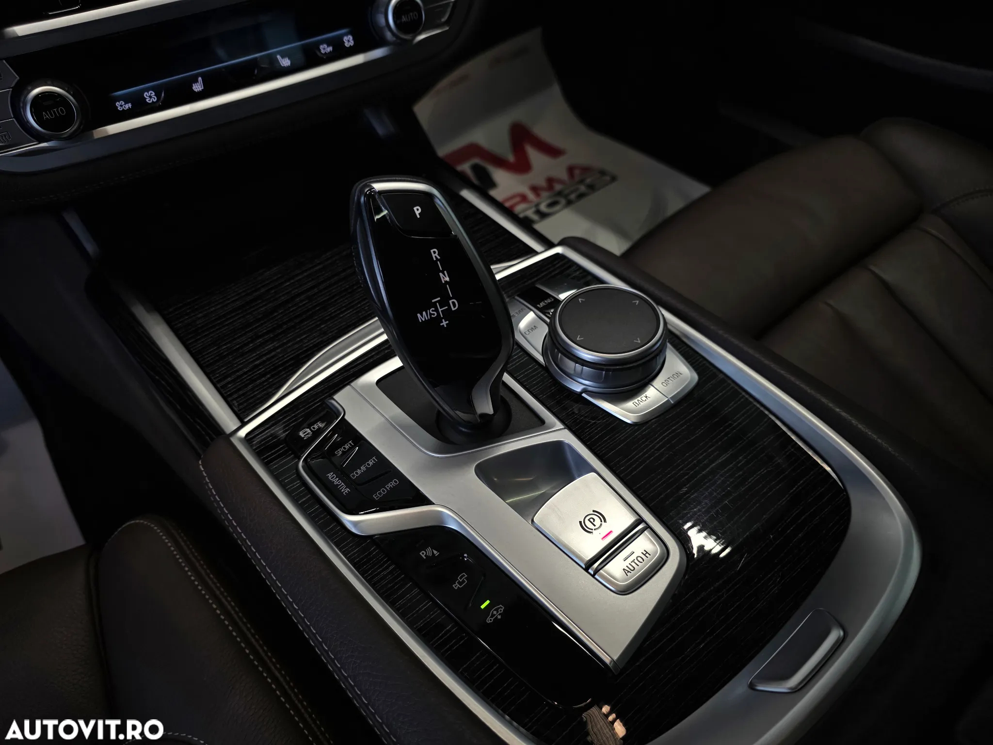 BMW Seria 7 730d xDrive MHEV - 15