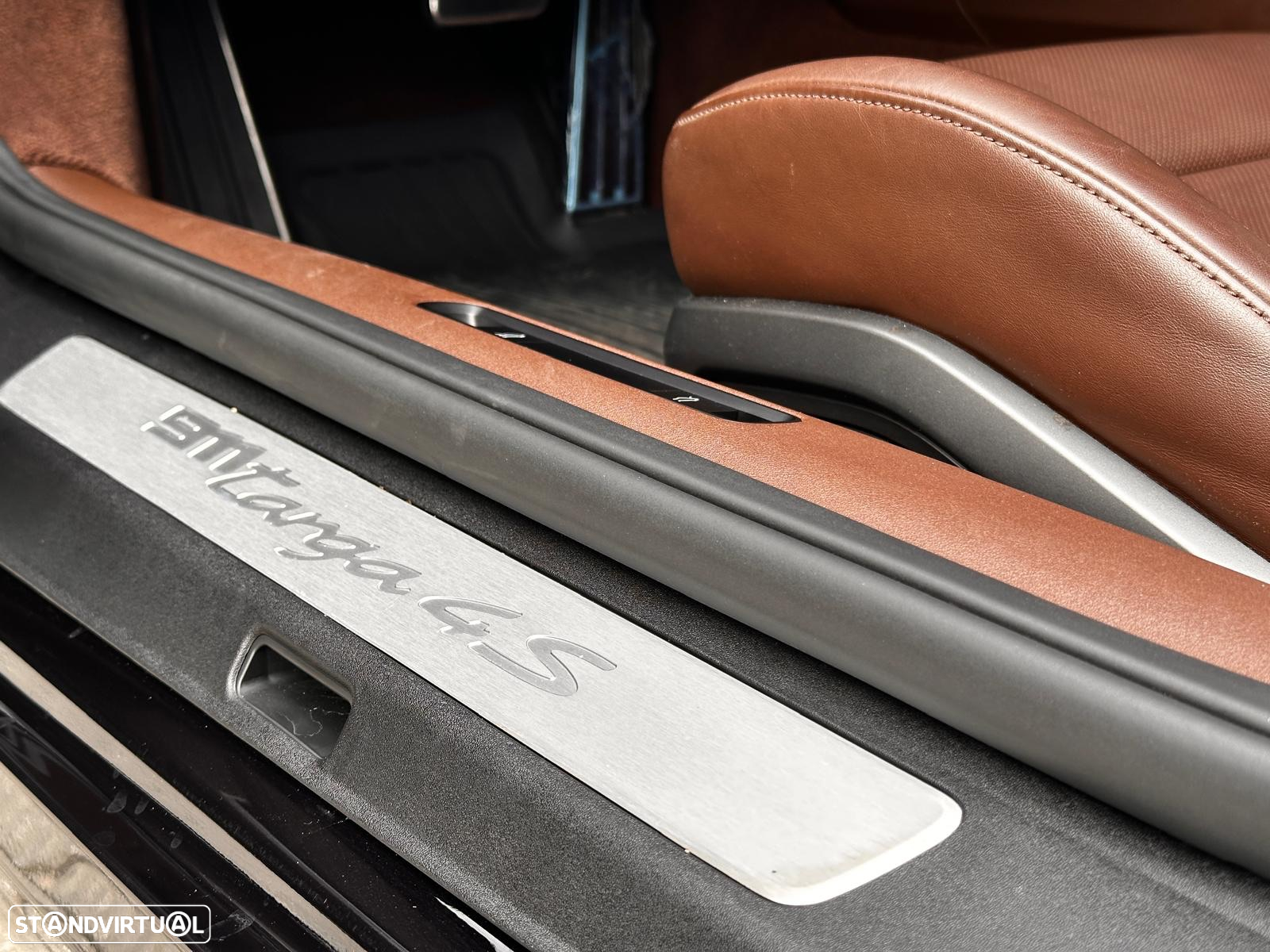 Porsche 911 (992) Targa 4S PDK - 21