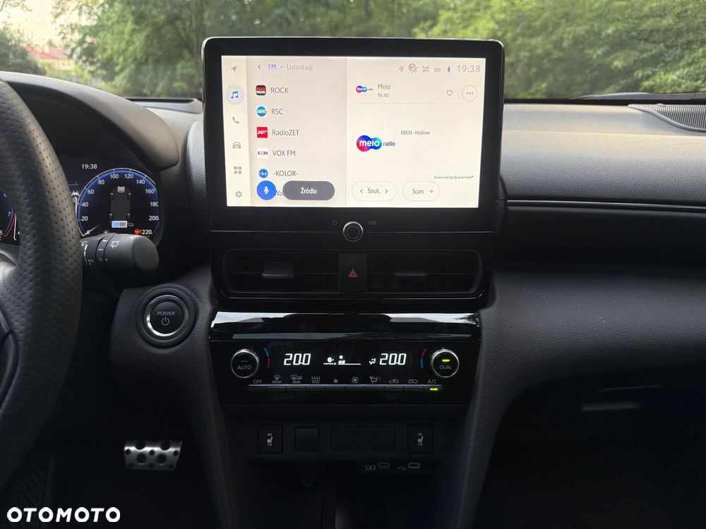 Toyota Yaris Cross - 19