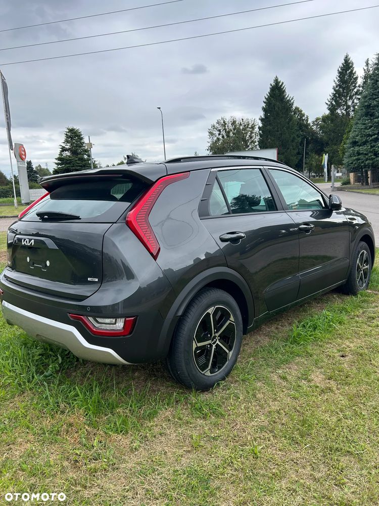 Kia Niro 1.6 GDI Hybrid M - 4