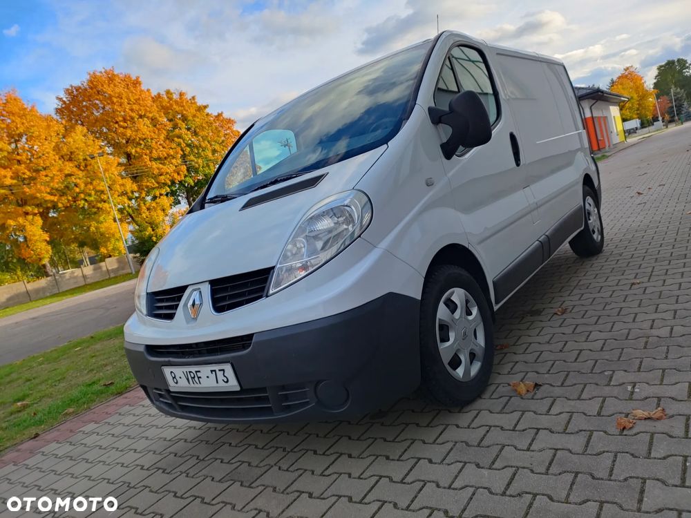 Renault Trafic - 8
