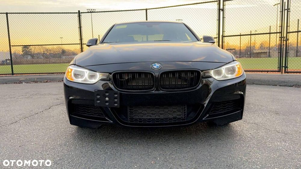 BMW Seria 3 335i Sport-Aut Sport Line - 4
