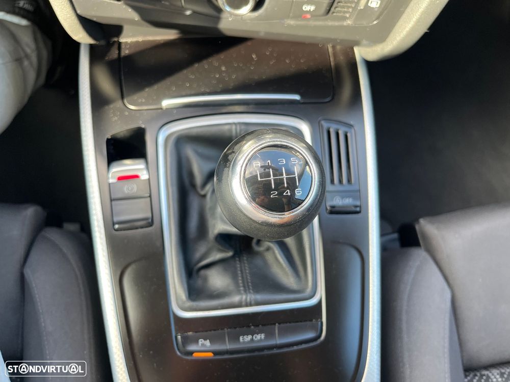 Audi A4 2.0 TDI Sport — fotografia 24