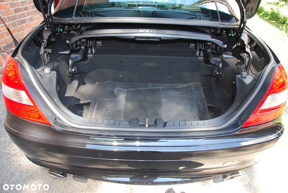 Mercedes-Benz SLK - 35