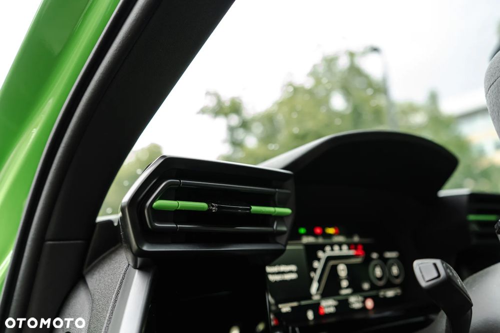 Audi RS3 Limousine TFSI Quattro S tronic - 31