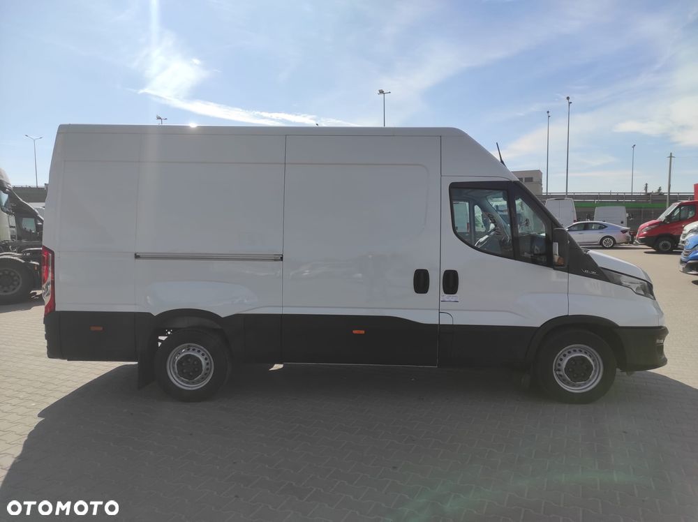 Iveco DAILY 35S16 - 4