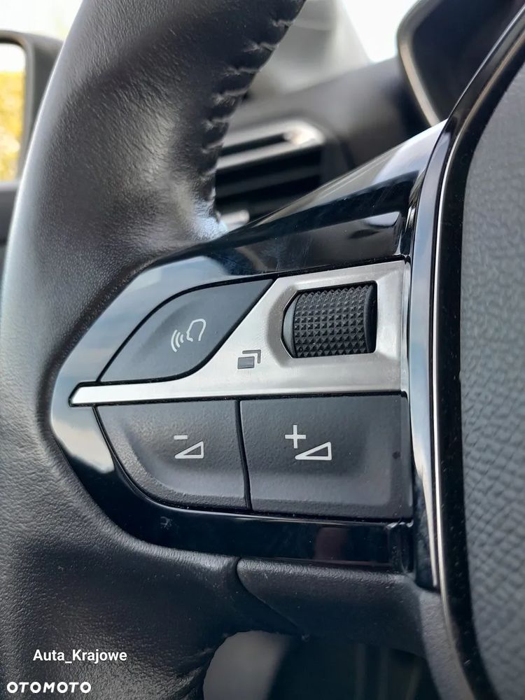 Peugeot 208 1.2 PureTech Active Pack S&S - 23