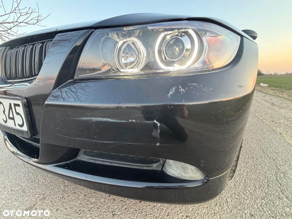 BMW Seria 3 318i - 18