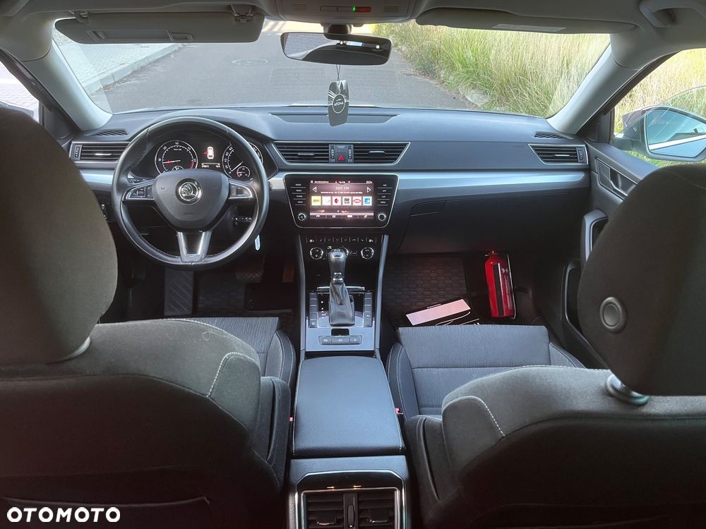 Skoda Superb 2.0 TDI DSG Style - 17