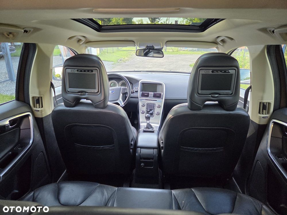 Volvo XC 60 D5 AWD Summum - 34