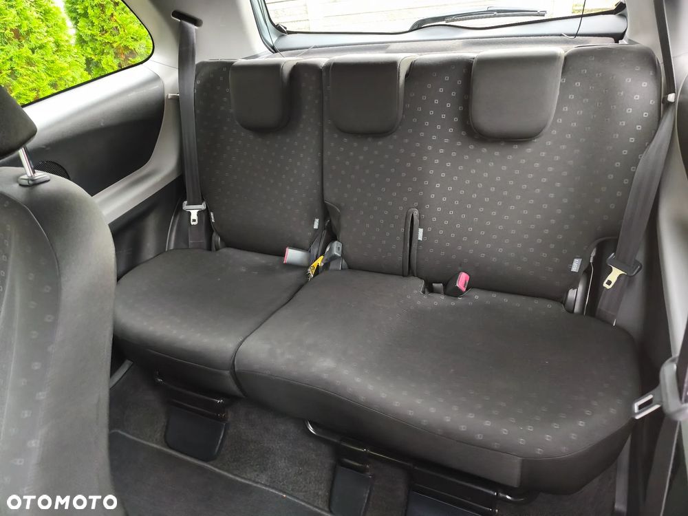 Toyota Yaris - 9