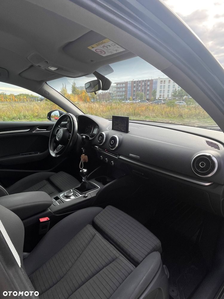 Audi A3 Sportback - 14