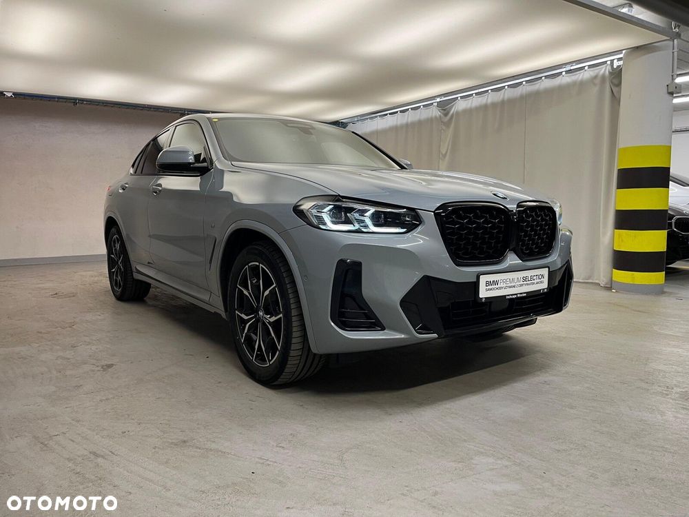 BMW X4 - 11
