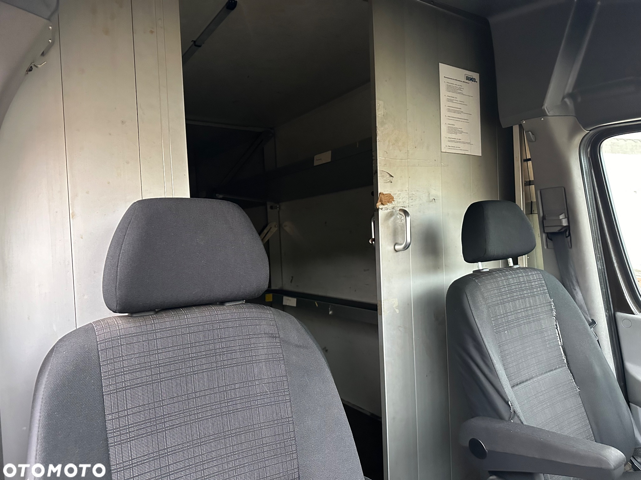 Mercedes-Benz SPRINTER - 28