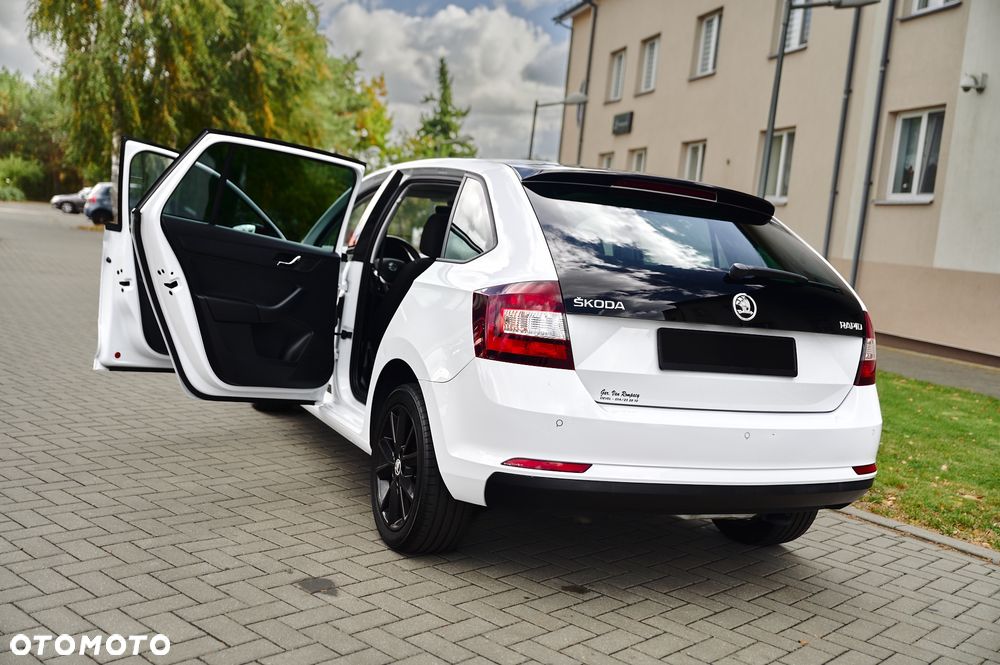 Skoda RAPID - 23