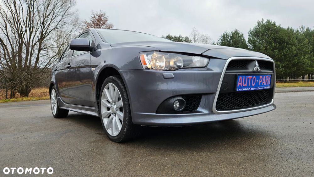 Mitsubishi Lancer 1.8 Intense - 16