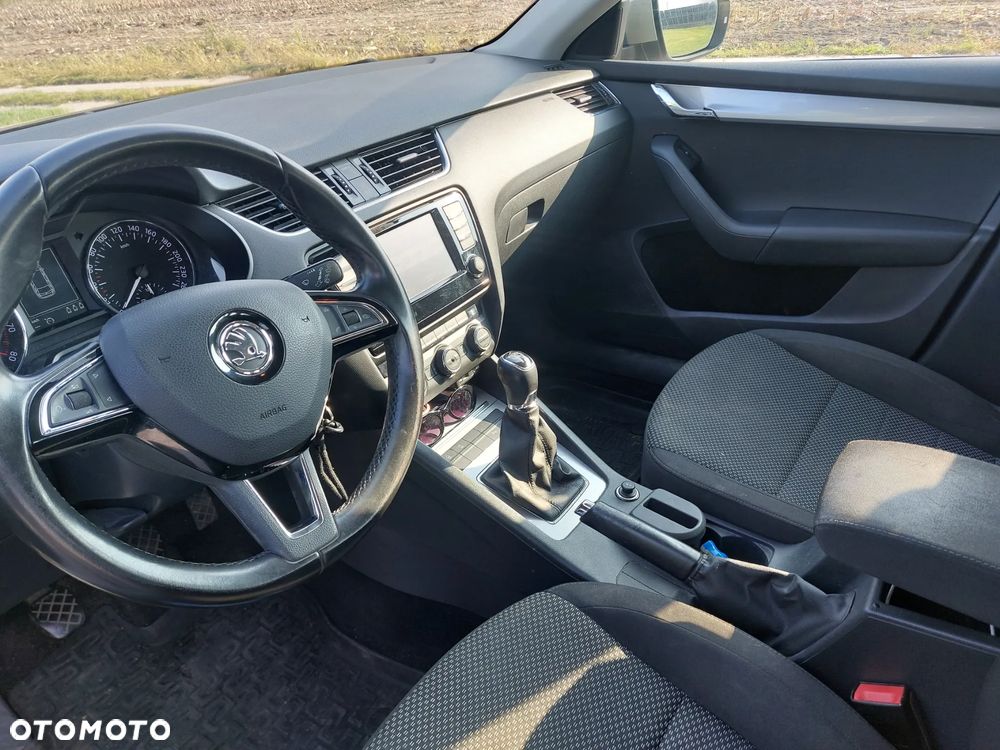 Skoda Octavia 1.4 TSI Ambition - 12