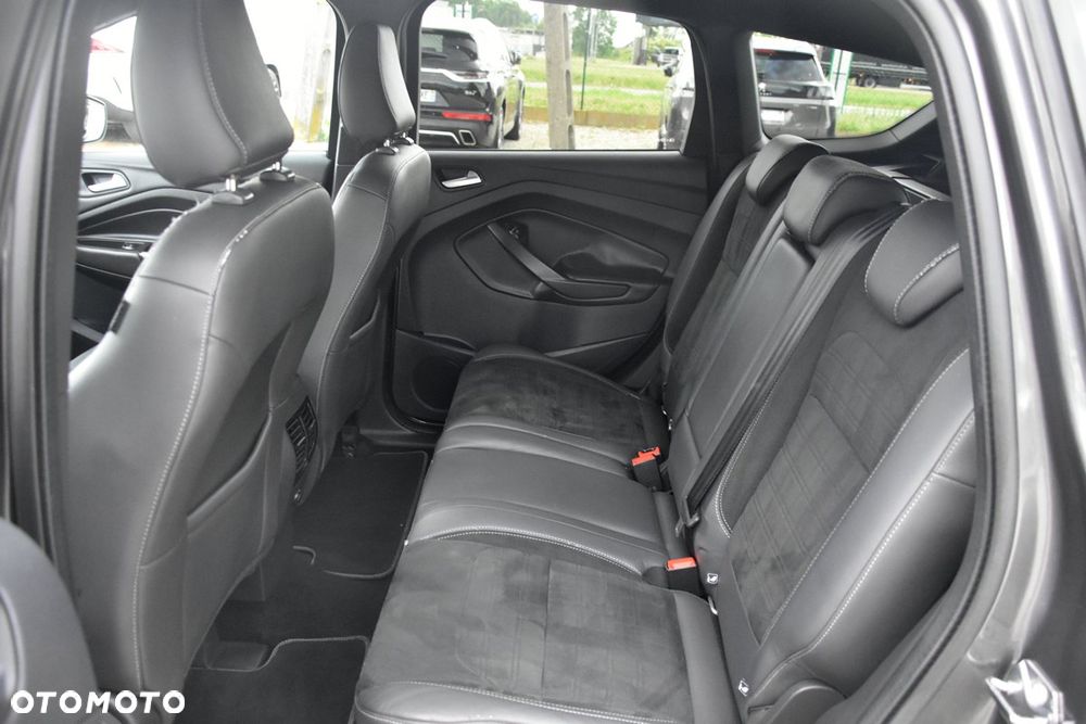 Ford Kuga 1.5 EcoBlue ST-LINE - 24