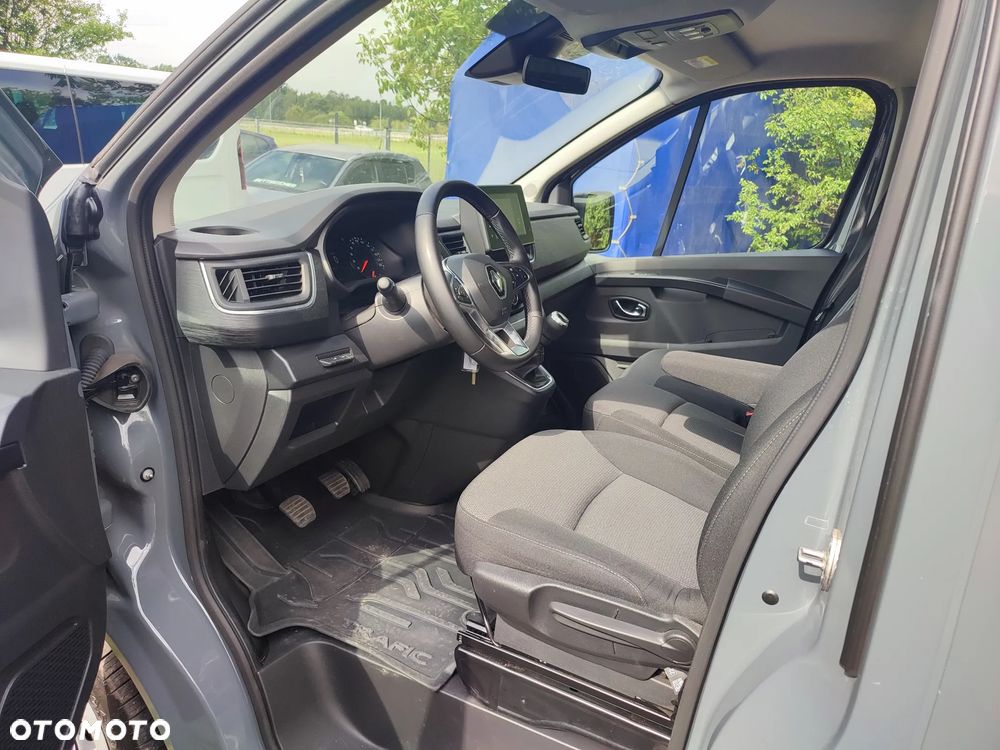 Renault Trafic 2.0 dCi - 22