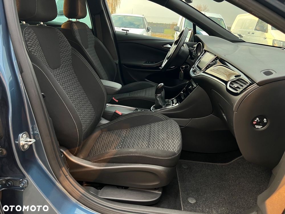 Opel Astra 1.4 T GPF Dynamic S&S - 34