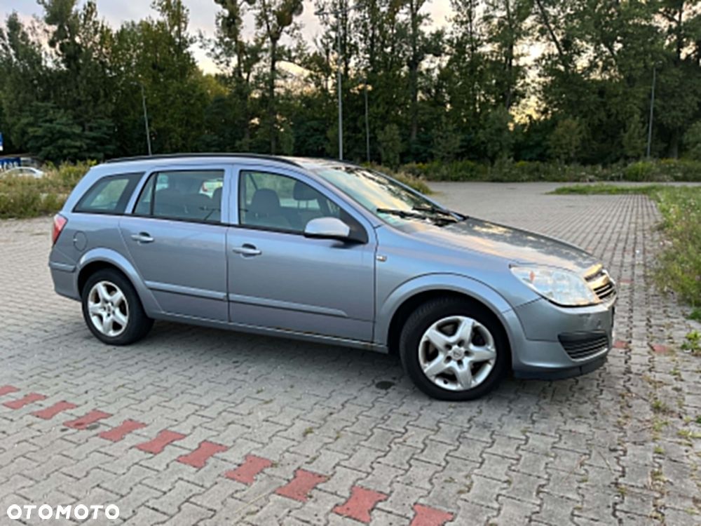 Opel Astra 1.9 CDTI - 13
