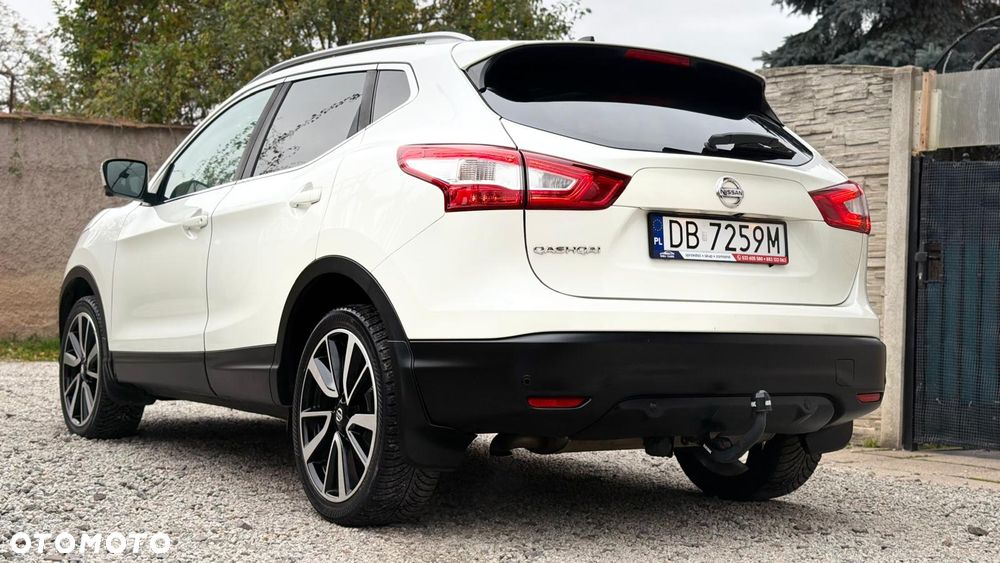 Nissan Qashqai 1.2 DIG-T Xtronic TEKNA+ - 18