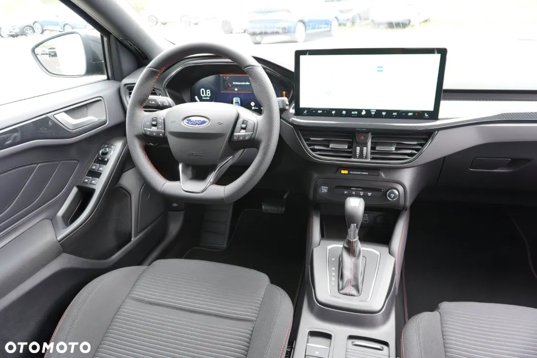 Ford Focus 1.0 EcoBoost mHEV ST-Line X - 11