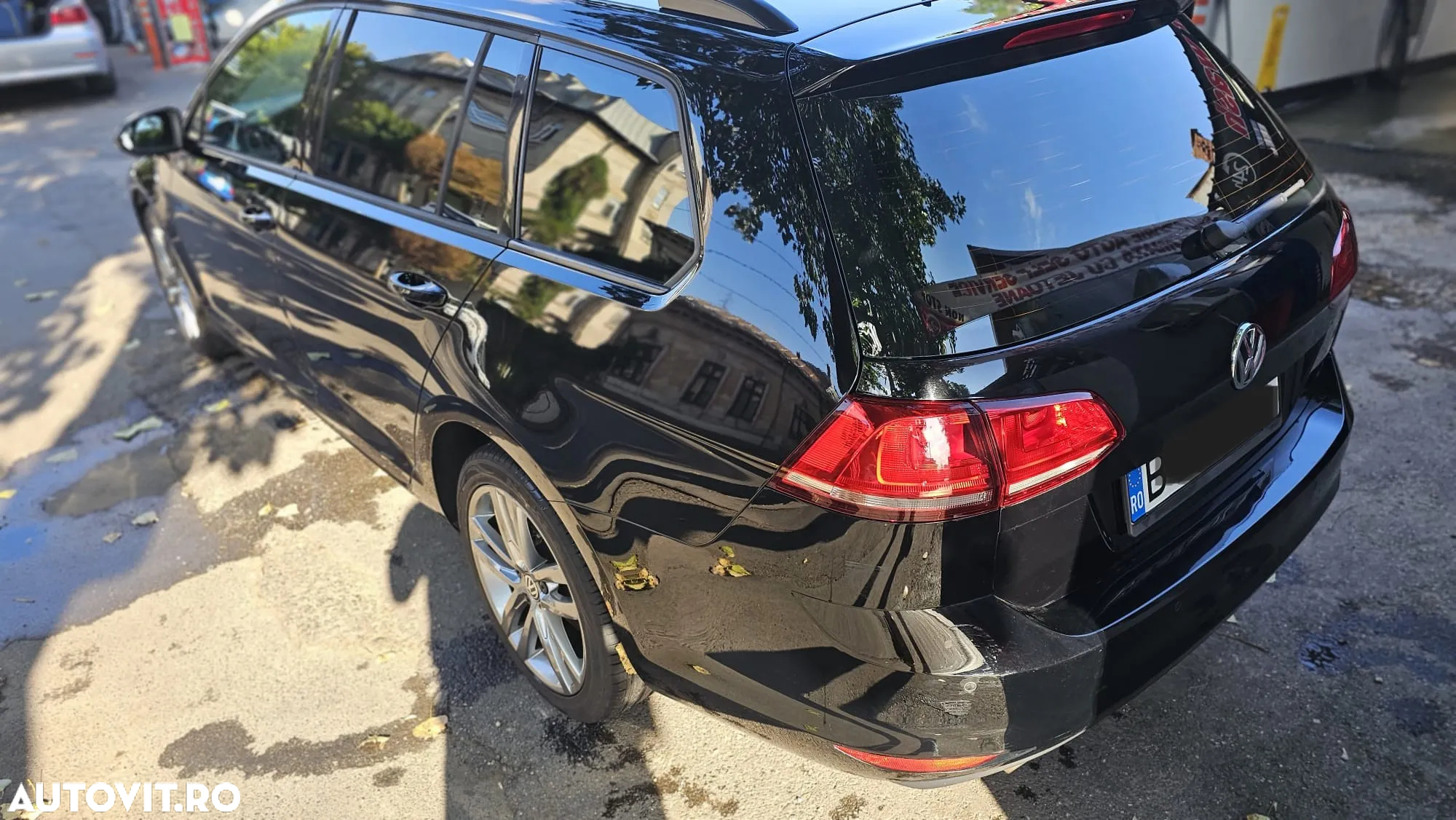 Volkswagen Golf 1.6 TDI DPF DSG Trendline - 5