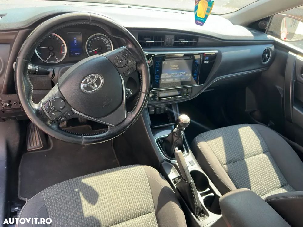 Toyota Corolla 1.4 D-4D Luna - 9