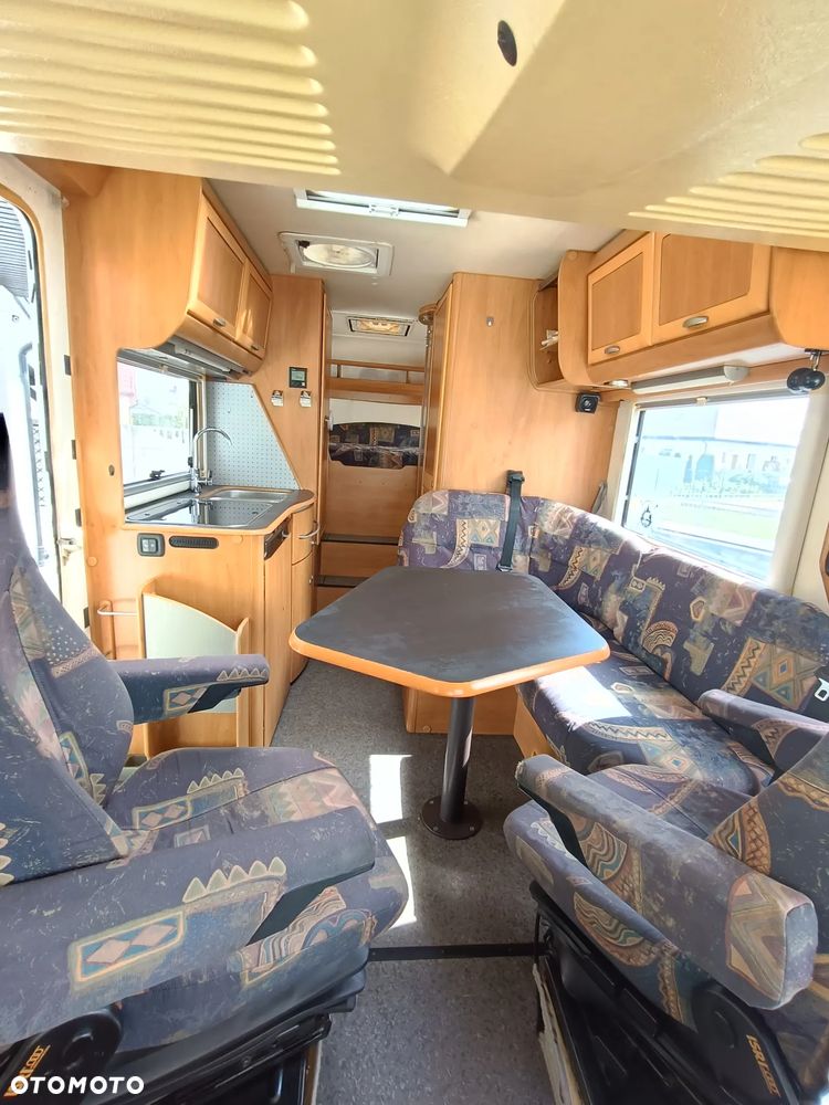 Hymer-Eriba Kamper Integra 2.8 Turbo Diesel Sprowadzony - 6