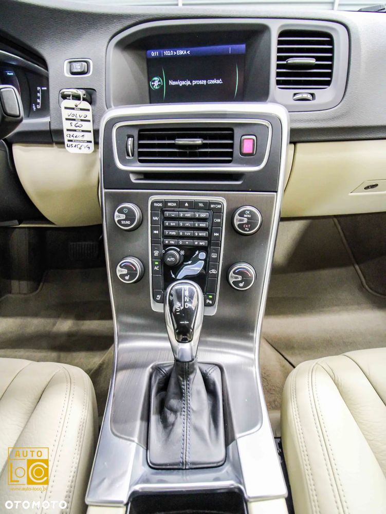 Volvo S60 2.5 T5 - 17