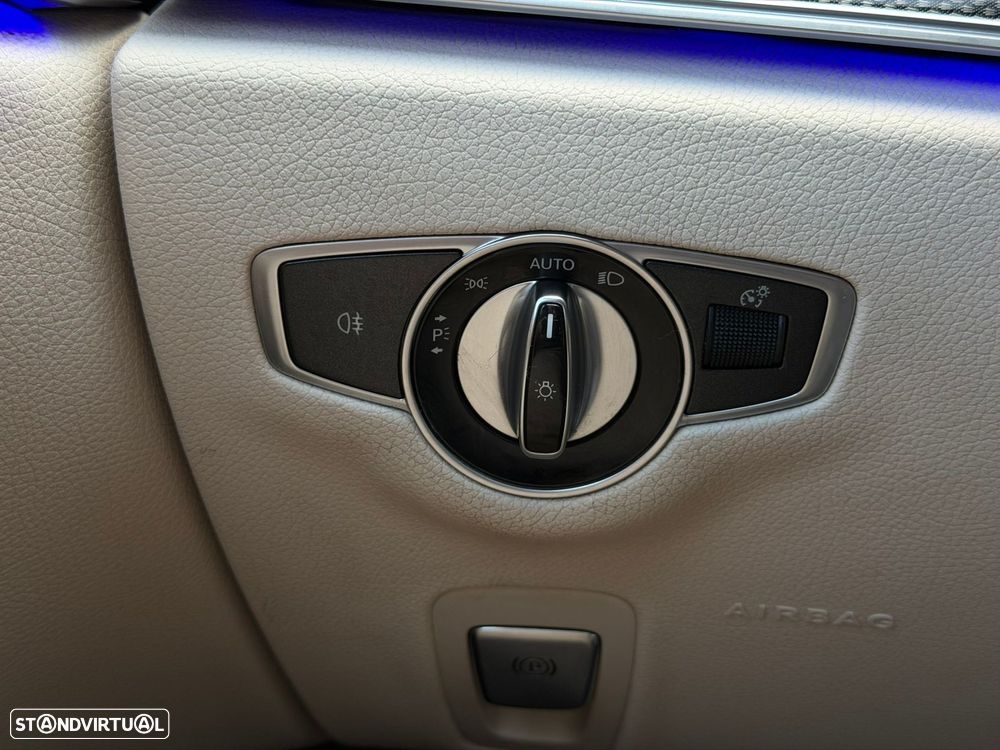 Mercedes-Benz E 220 d 4-Matic All Terrain Avantgarde + - 31