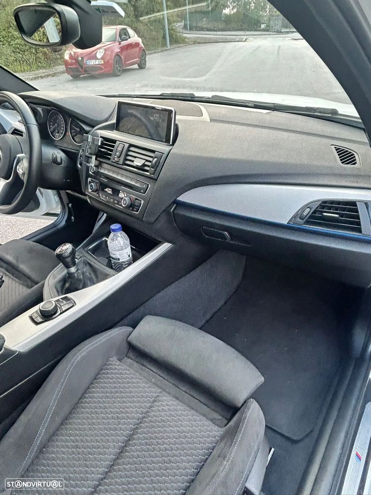 BMW 118 d Pack M - 10