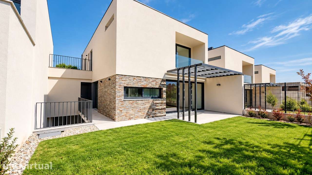 Moradia T3 com 3 suítes em Palmeira Braga