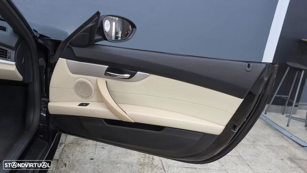 BMW Z4 23 i Auto - 12