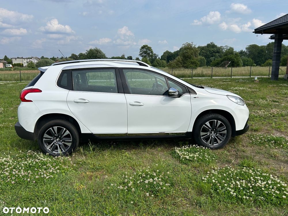Peugeot 2008 1.6 e-HDi Allure S&S - 5