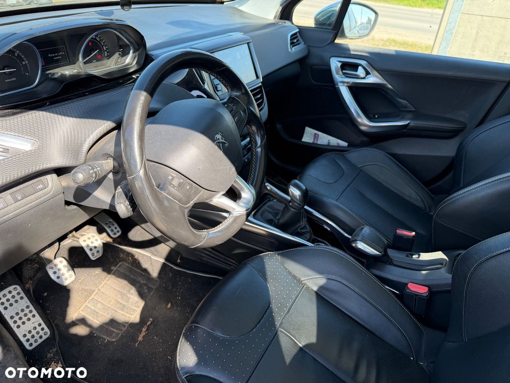 Peugeot 2008 PureTech 110 Stop&Start Allure - 11