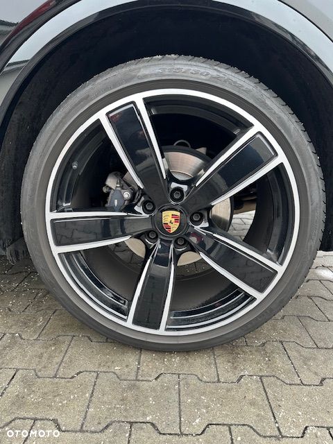 Porsche Cayenne Platinum Edition - 12