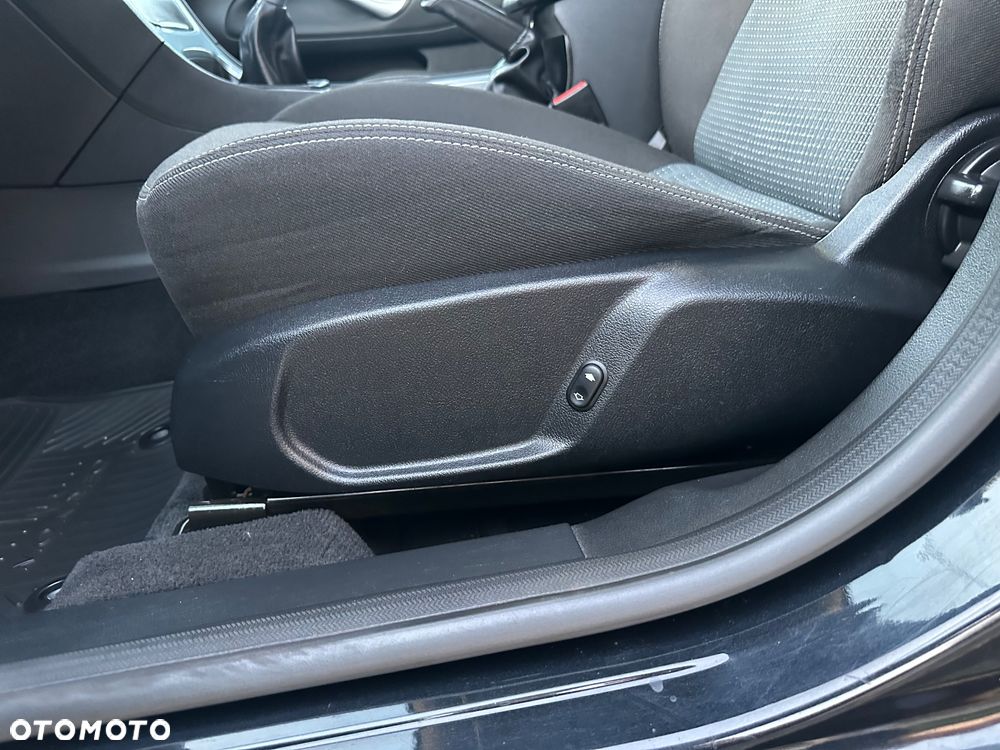 Ford Mondeo 2.0 Trend - 9