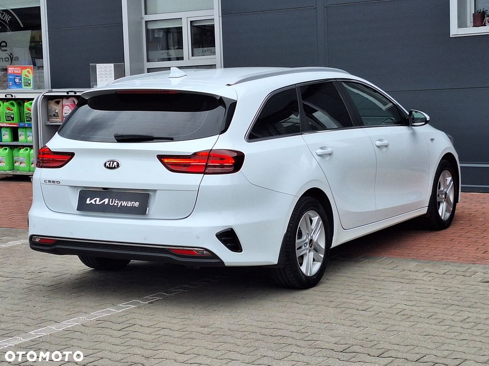 Kia Ceed 1.5 T-GDI M DCT - 35