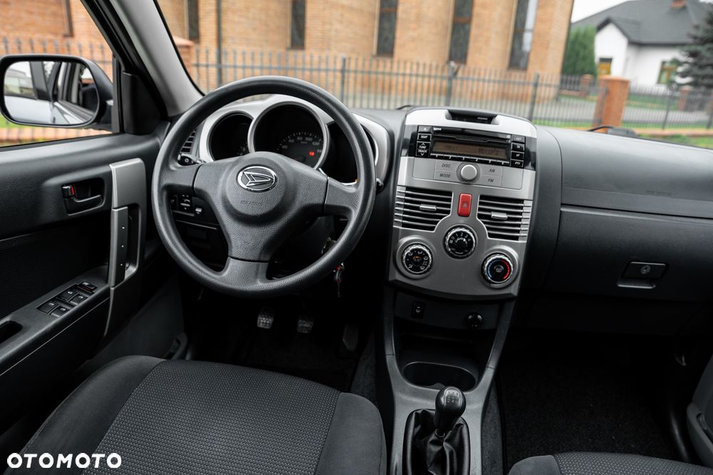 Daihatsu Terios 4WD Top S 100th Anniversary - 26