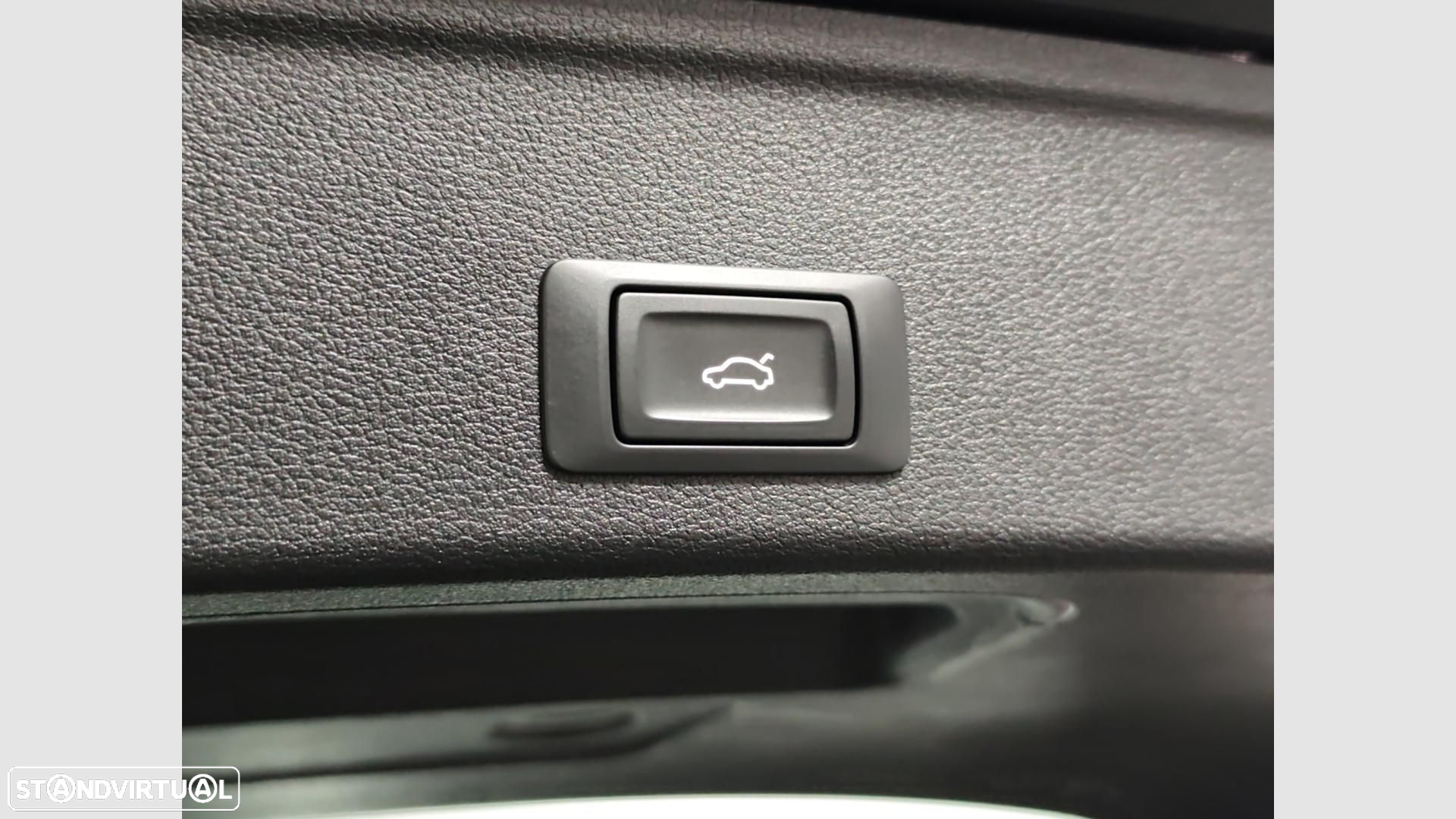 Audi A4 Avant - 19