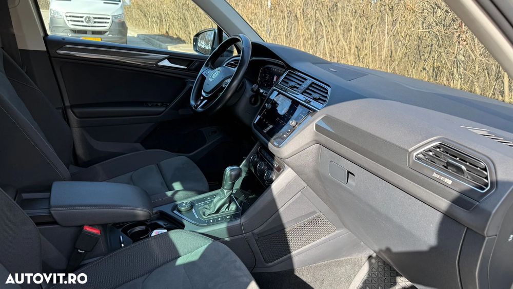 Volkswagen Tiguan 2.0 TDI 4Mot DSG Highline - 23