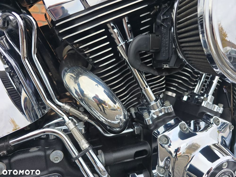 Harley-Davidson Softail Heritage Classic - 25