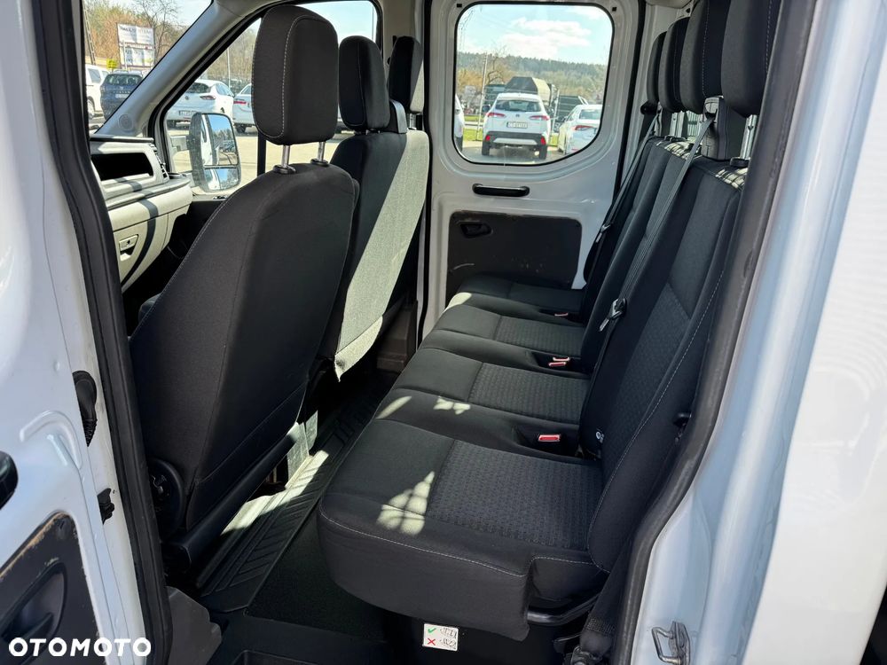 Ford Transit - 18